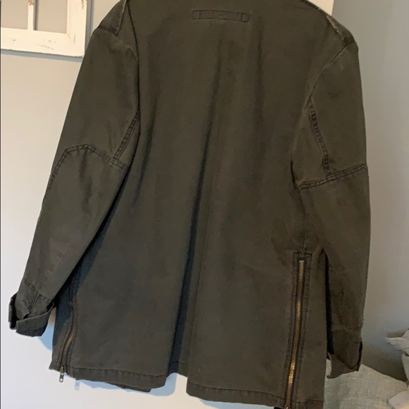 Men’s Express Olive Jacket - Picture 3 of 7